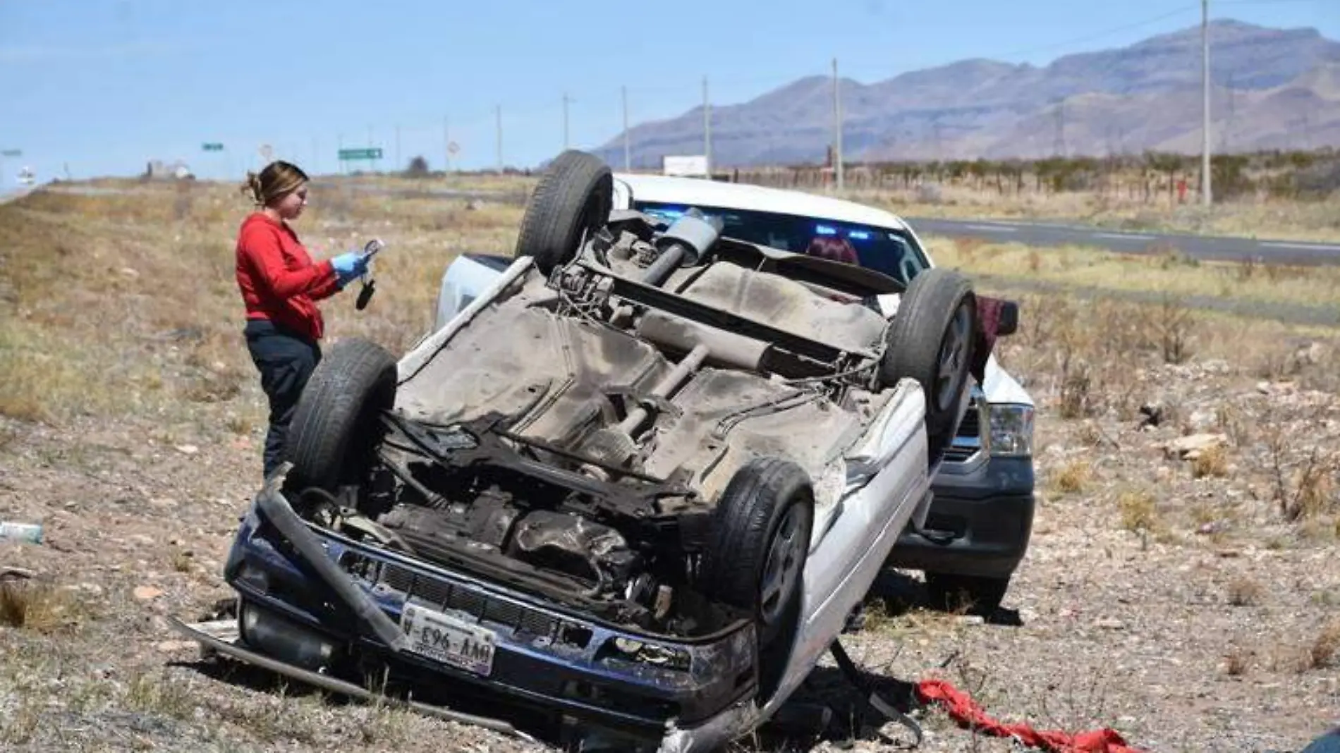 volcadura en carretera a Juárez migrantes heridos